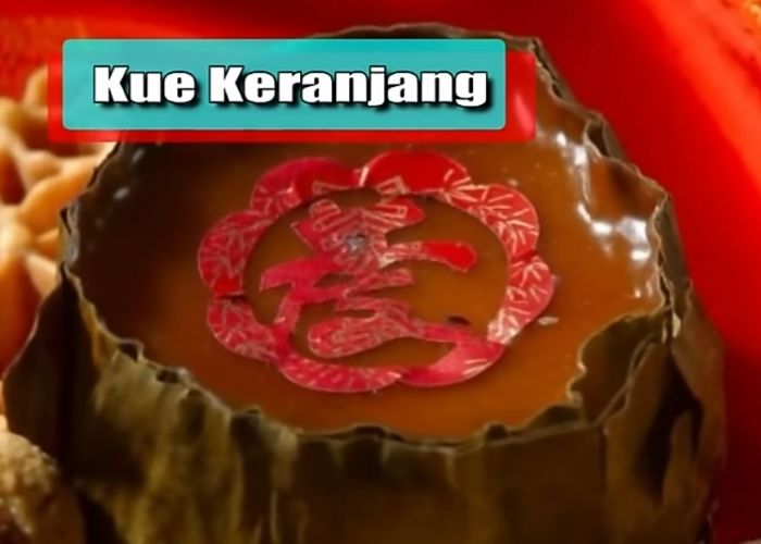 Merayakan tahun baru 2025 dengan tradisi membuat kue keranjang di rumah