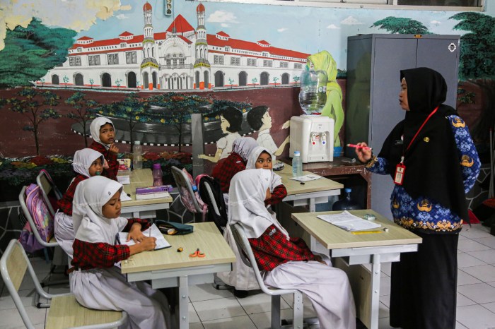 Cek Bansos Desember 2024 untuk anak sekolah