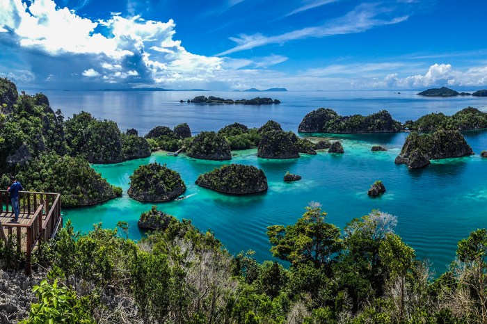 Tempat wisata merayakan tahun baru 2025 di Raja Ampat yang indah