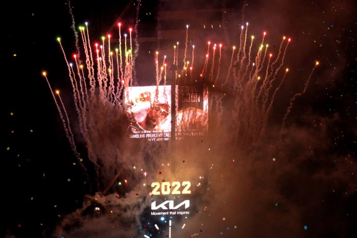 Arti mimpi mencium bau di malam tahun baru 2025
