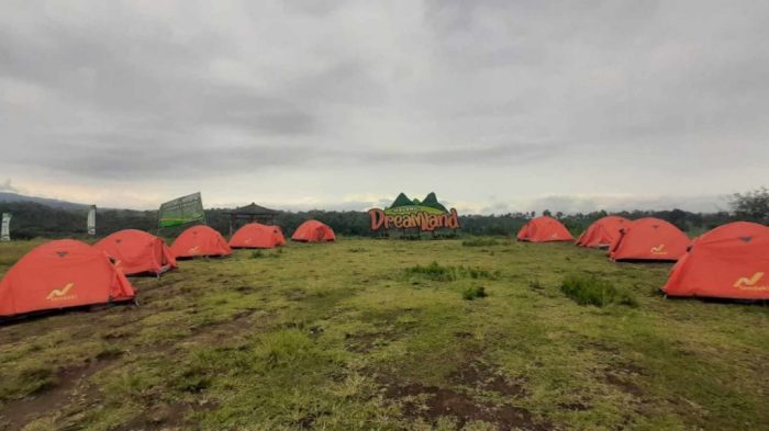 Paket liburan keluarga tahun baru 2025 ke Malang dengan wisata edukasi