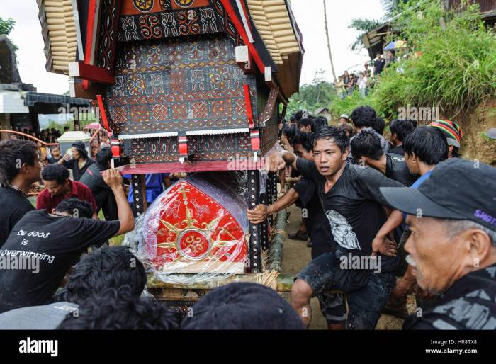 Melihat tradisi unik upacara adat kematian di Tana Toraja saat tahun baru