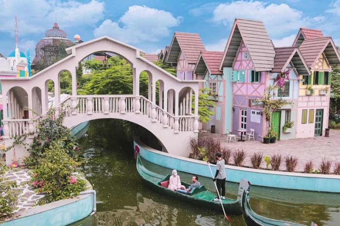 Tempat wisata merayakan tahun baru 2025 di Semarang yang bersejarah