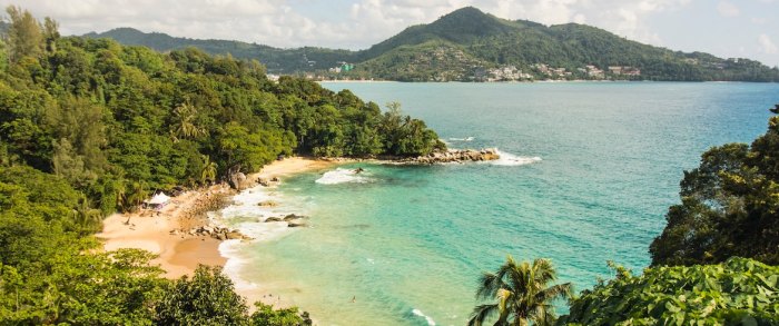 Memilih tempat wisata yang menerapkan konsep ekowisata