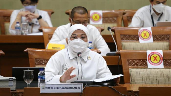 Apakah kenaikan UMR Surabaya 2025 menggunakan PP 36?