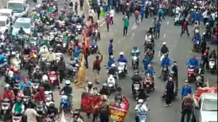 Besaran UMK Bekasi 2025