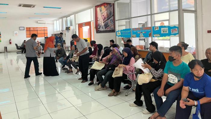 Apakah pencairan PKH 2025 diumumkan di kantor desa/kelurahan?