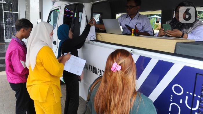 Apakah ada pengecualian dalam penerapan UMP DKI 2025?
