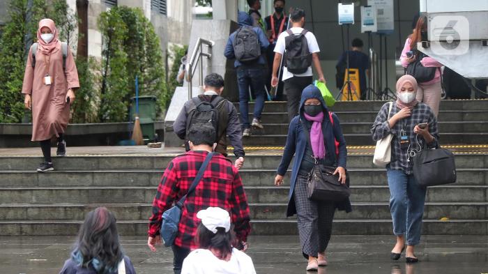 Di mana saya bisa mendapatkan salinan peraturan tentang UMK Jateng 2025?