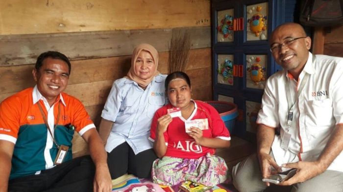 Apakah pencairan PKH 2025 diumumkan di kantor desa/kelurahan?