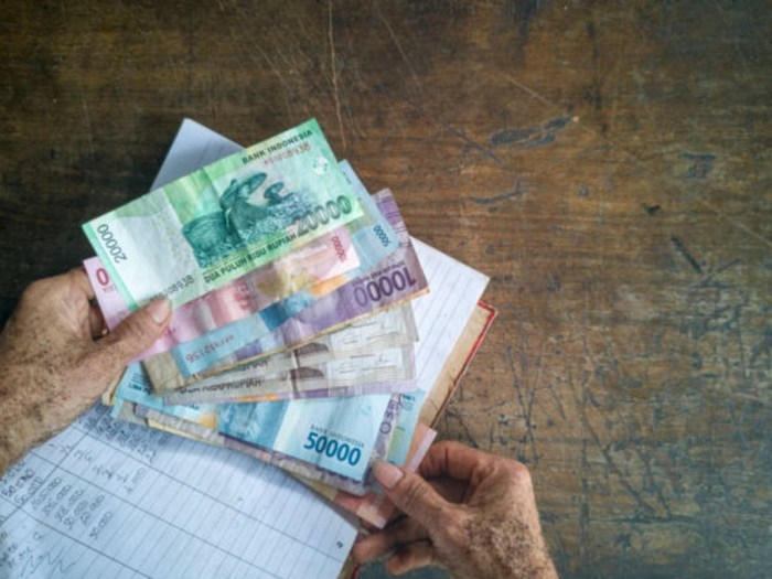Berapa UMK 2025 di Demak?