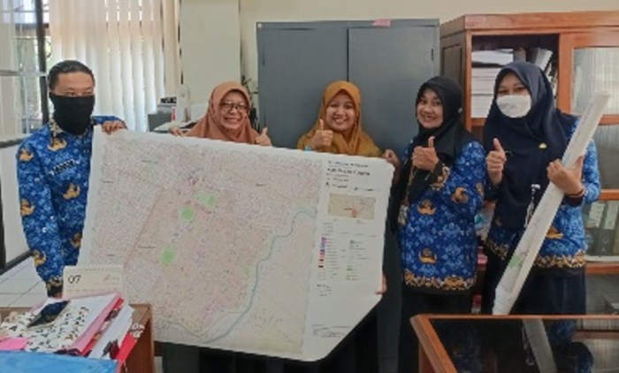 Apakah ada komunitas yang membahas tentang Jumat Kliwon Januari 2025?
