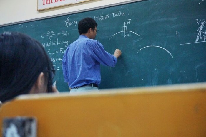 Bidang pekerjaan apa yang cocok untuk shio Kerbau di Desember 2024?