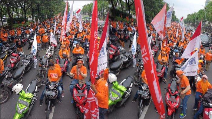 Mengapa UMR Surabaya 2025 penting bagi pekerja di Surabaya?