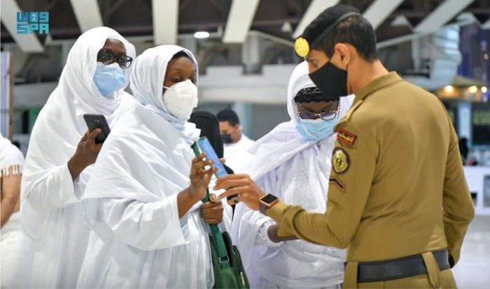 Apakah ada tes kesehatan khusus untuk petugas haji yang bertugas di Arafah dan Mina?