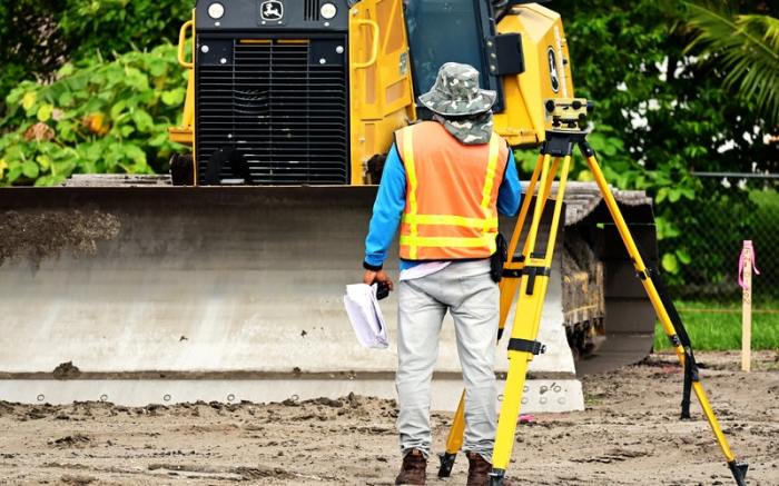 Gaji Surveyor 2025