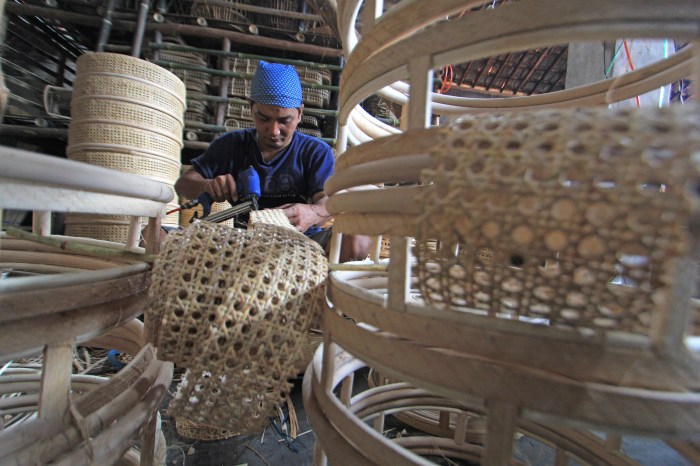 Apakah ada bantuan UMKM 2025 untuk sektor perdagangan?