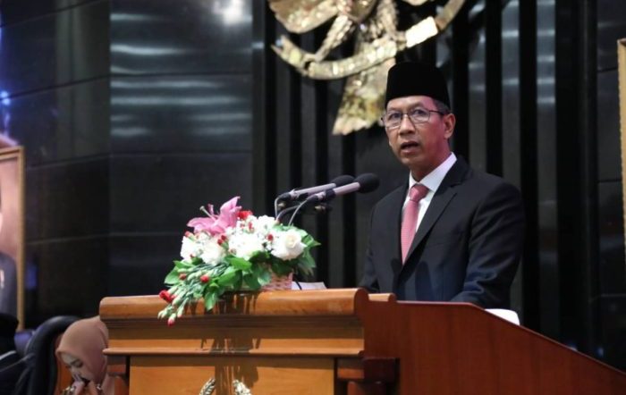 Apakah ada perubahan aturan dalam penetapan kenaikan UMP DKI 2025?