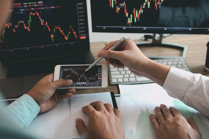 Bagaimana cara bergabung dengan komunitas trader Forex?