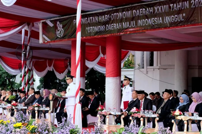 Apakah ada pengecualian dalam penerapan UMR Surabaya 2025?