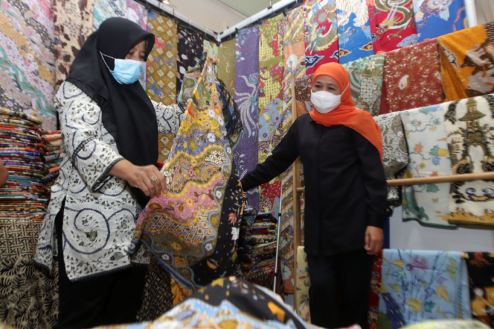 Apakah UMR Surabaya 2025 mempengaruhi ketimpangan sosial di Surabaya?