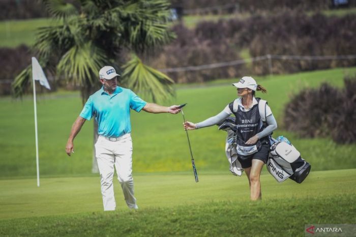 Gaji Caddy Golf 2025