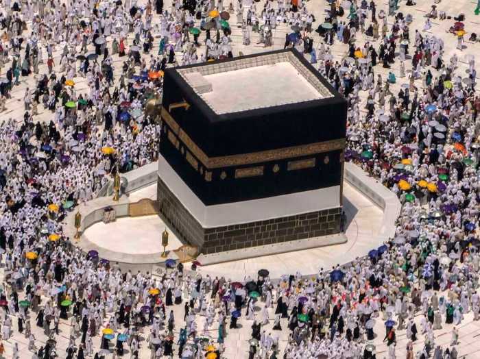 Bagaimana dampak pandemi COVID-19 terhadap penyelenggaraan ibadah haji dan tugas petugas haji?