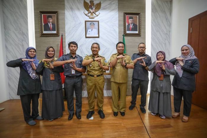 Kenaikan UMK 2025 Bandung