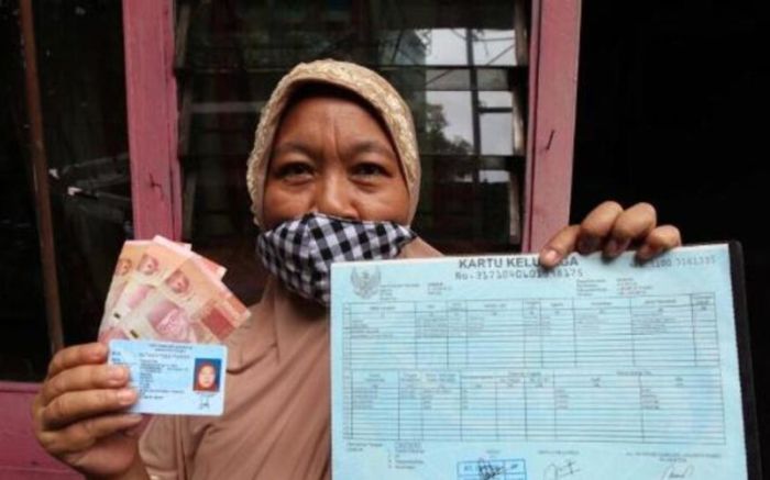 Bagaimana cara mengakses data penerima PKH 2025?