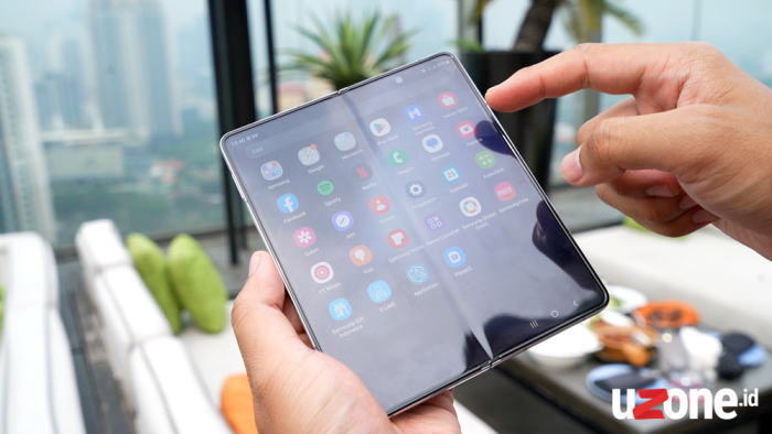 Apakah Samsung Galaxy Z Fold5 memiliki fitur multitasking yang baik?
