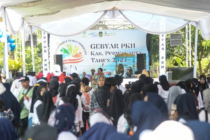 Siapa yang bertanggung jawab atas penyaluran PKH 2025?