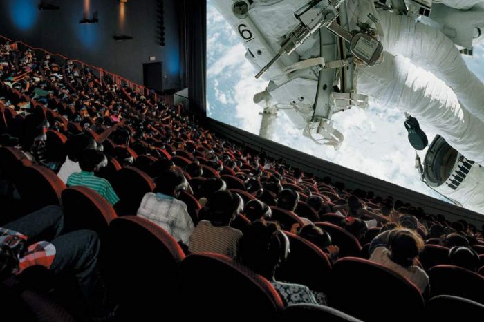 Bisakah saya menonton film [judul film] di IMAX pada tanggal 1 Januari 2025?