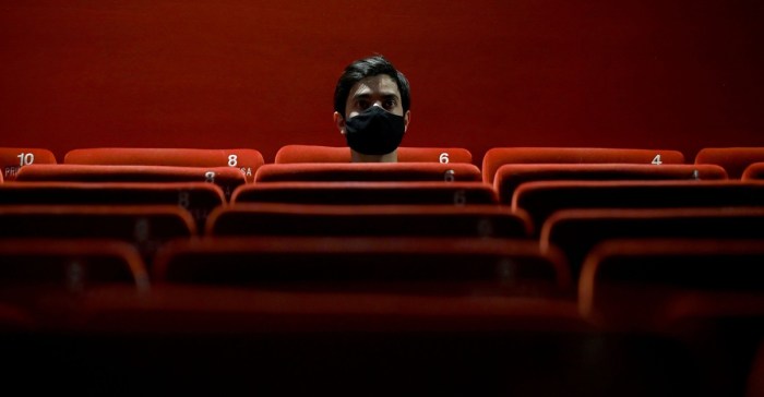 Kapan film [judul film] tayang di bioskop?