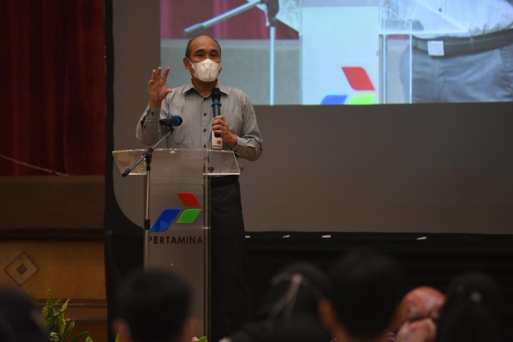 Pertamina upaya karakter pemimpin membentuk millenial ruangenergi webinar semangat gelar bangkitkan pendaftar arif rusli csr portonews Mudik Gratis 2025 Pertamina