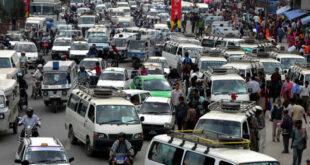 Jakarta license odd policy optimistic motorists senayan passengers joki