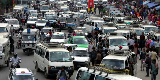 Jakarta license odd policy optimistic motorists senayan passengers joki