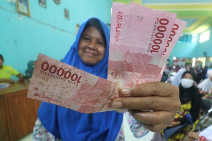 Bantuan Bansos BLT 2025