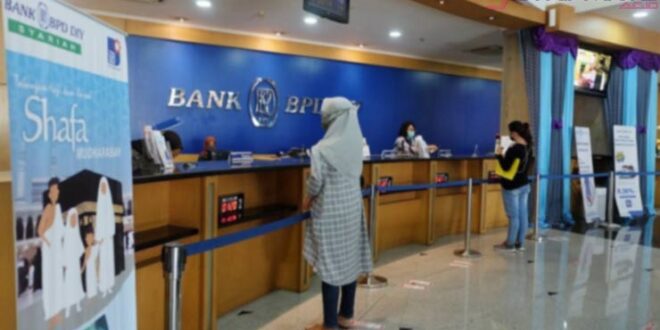 Bpd kur salurkan bunga nol persen usaha mikro direktur utama santoso