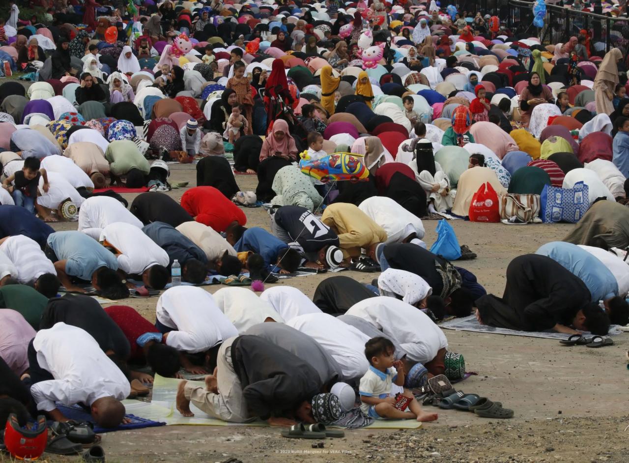 Eid fitr mubarak feast muslim Teks Khutbah Idul Fitri 2025 Terbaru