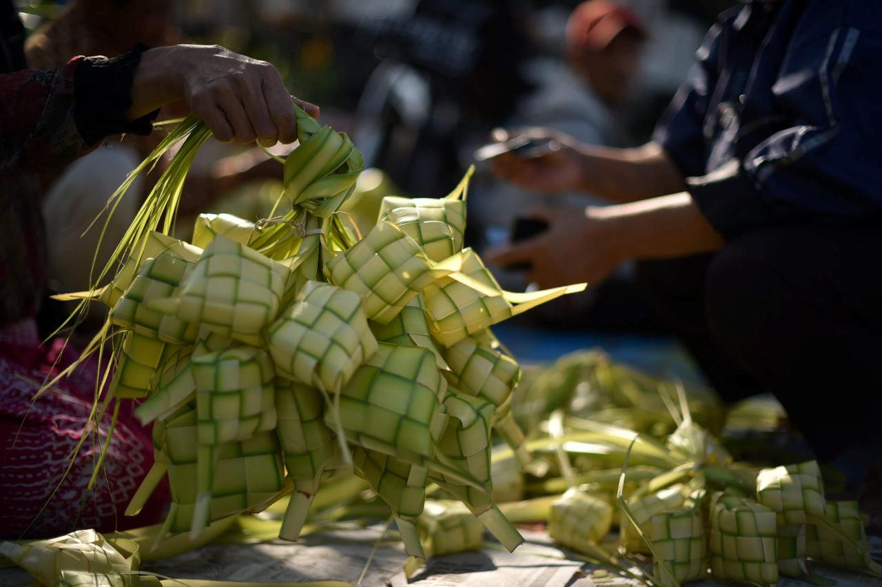 Ketupat Lebaran  2025