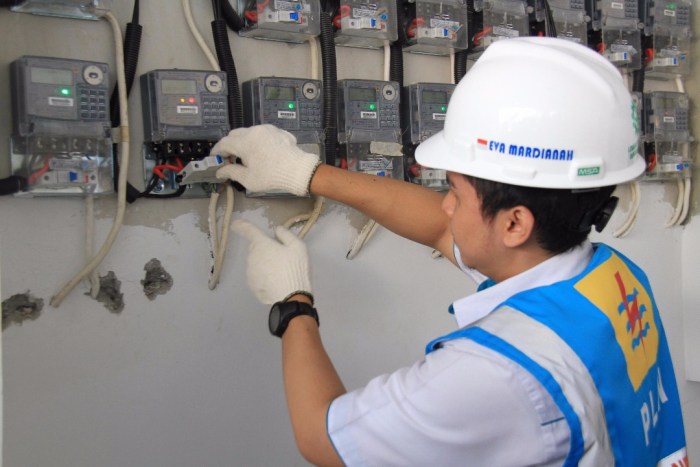 Electricity use generator travels circuits closed Bantuan Pasang Listrik Gratis 2025