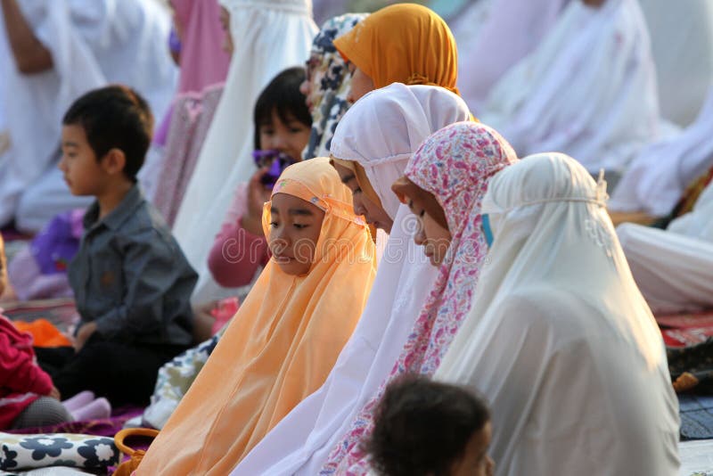 Khutbah Idul Fitri 2025 Bahasa Jawa