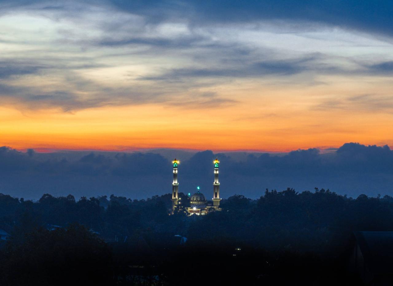 Ringkasan Khutbah Idul Fitri 2025