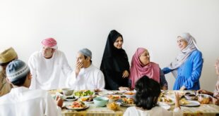 Idul Fitri 2025 Hitam Putih
