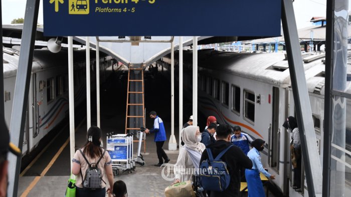 Harga Tiket Kereta Api Lebaran 2025