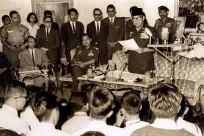 Surat Perintah 11 Maret 1966 Berisi
