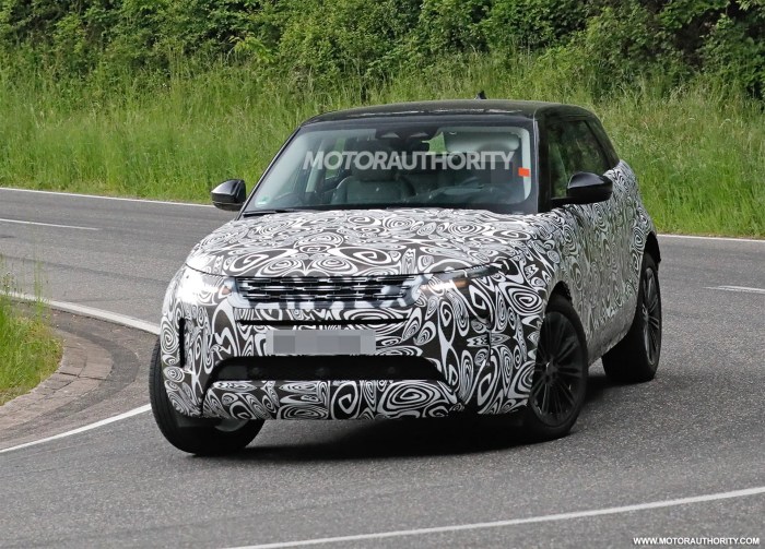 Pajak Range Rover Evoque 2012 2025