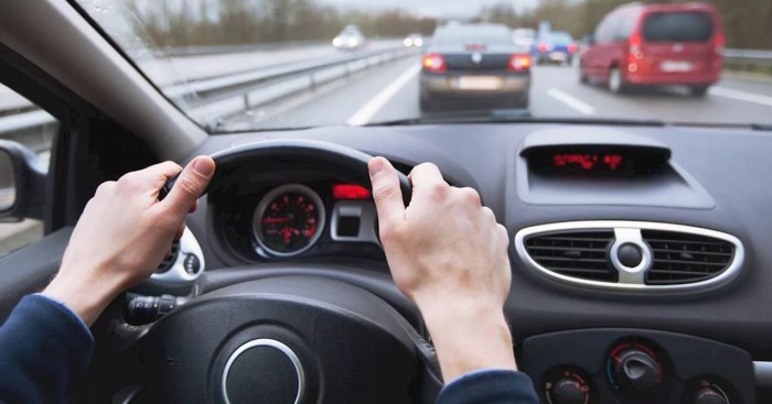 Denda Pajak Mobil Telat 1 Bulan 2025