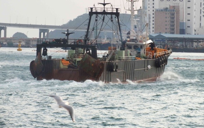 Workers migrant korean abuse fleet exports illegal fishing eu us korea Gaji TKI Korea Sektor Perikanan 2025