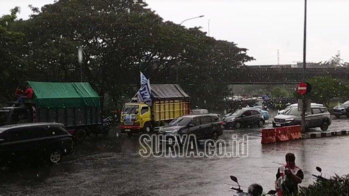 Kenapa THR Maret 2025 Surabaya Ditutup